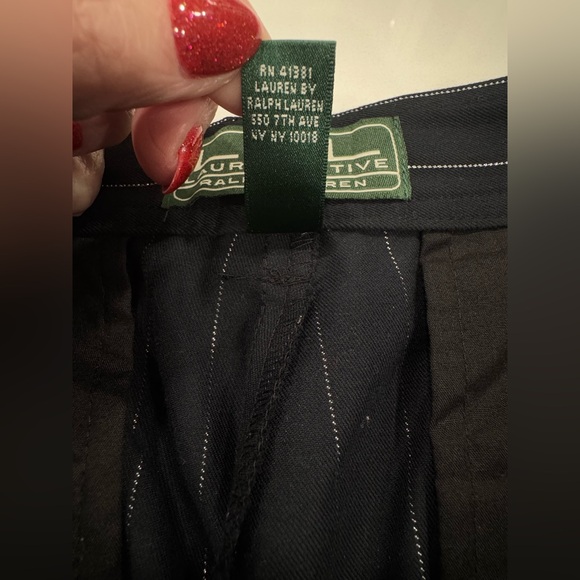 Lauren Ralph Lauren Active Black with Silver Pinstripe Shorts – Size 12 EUC - Picture 6 of 14